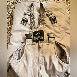Kids IXTREME OUTFITTERS Gray size 6x/7 unisex overal insulated,very good  cond